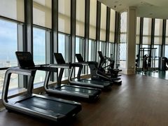 -珠海瑞吉酒店游泳池