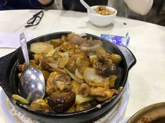 栗子滑鸡煲-坤记煲仔小菜(西环店)