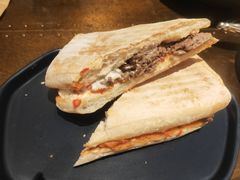 澳大利亚牛肉烤腌彩椒三明治-BOCATA 西班牙餐厅(三里屯店)