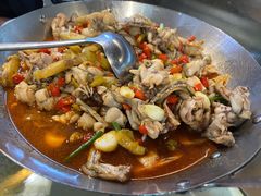 -昱龙大盆牛蛙馆(三兴街总店)