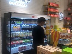 -良品铺子(五角场万达店)
