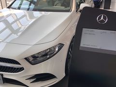 -天津波士信达奔驰4S店(卫津南路店)