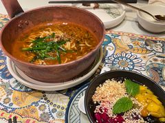 -云海肴·汽锅鸡·云南代表菜(天山百盛优客店)