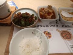-老乡鸡(上海白玉兰广场店)
