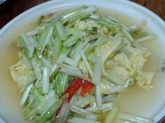 -阿峰饭店·本地土菜馆·农家土鸡煲·一品神仙鸡(报福店)