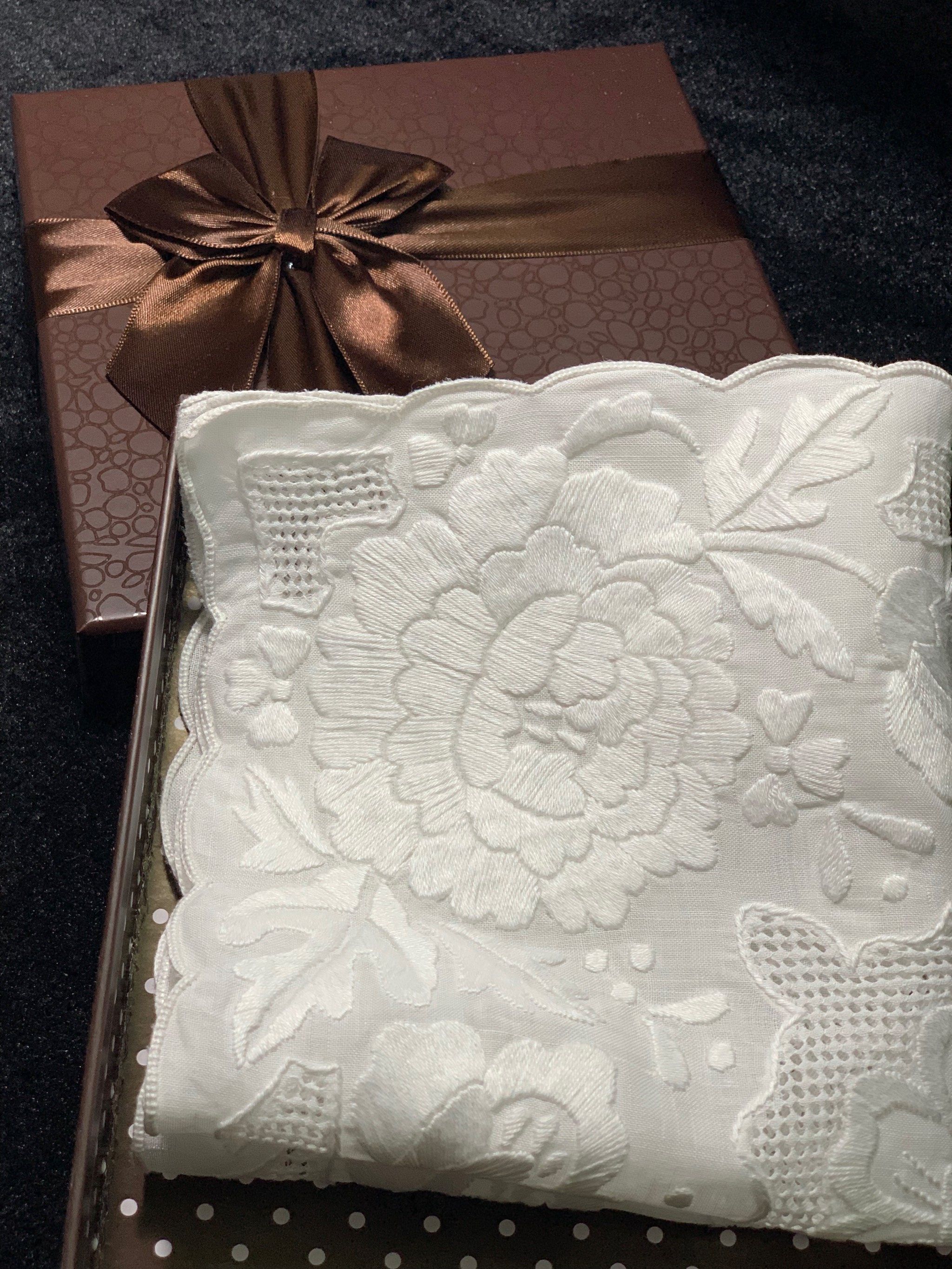 潮刺汕头刺绣手工刺绣工艺品出国礼品