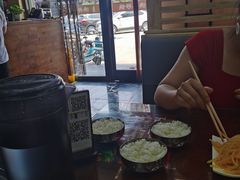 靠窗位-洪兴砂锅·融合砂锅菜(星河城店)