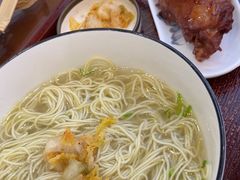 -百年老字号·观振兴蟹黄面·三虾面·苏式面(观前街富仁坊巷店)