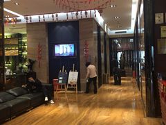 -武汉光谷广场杨家湾地铁站怡程酒店