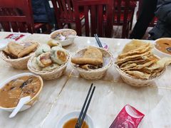 -方中山胡辣汤(正光路店)