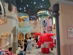 -奈尔宝家庭中心·亲子餐厅(长沙运达汇店)