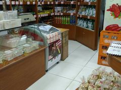 零售区-百年义利(甜水园东里店)