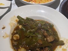 -关东小磨东北菜(漕河泾印象城店)