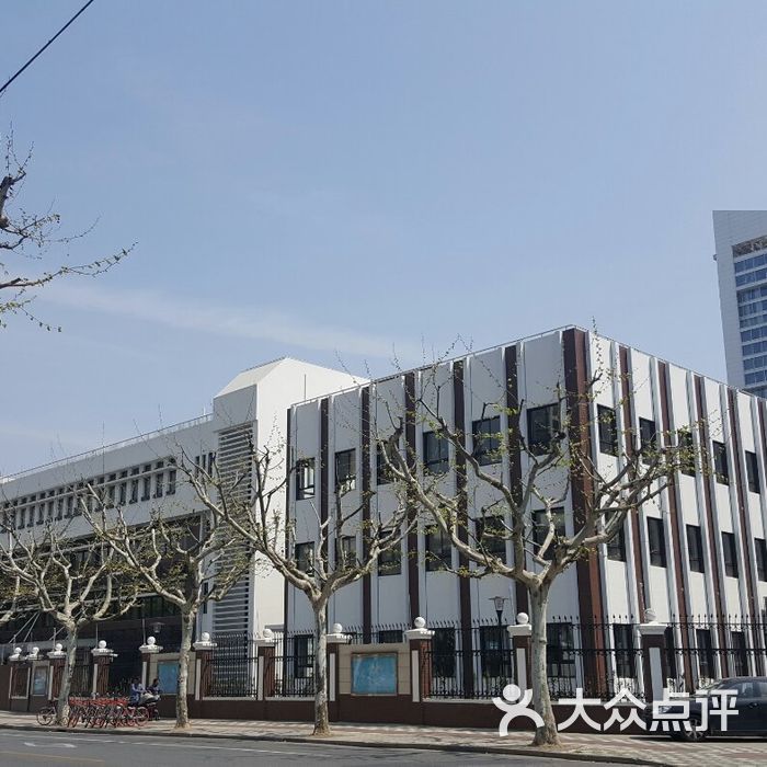 晋元高级中学附属学校