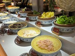-腾阁自助餐厅(朝林广场店)