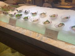 -半岛翡丽海鲜自助餐厅(观风亭店)