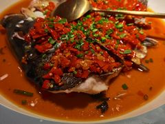 老坛剁椒蒸鲜活鱼头-遇见湘·地道湖南菜(云门店)