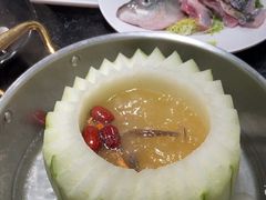 -得意咚瓜·顺德鱼生·冬瓜火锅(深圳首店)