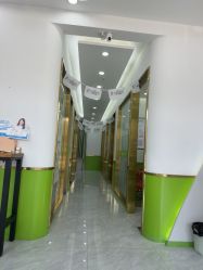 -苗医生专业祛痘·皮肤管理