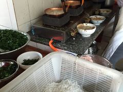 -正宗杨记普洱酸醋米线(总店)