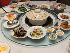-天宜隆蘑菇宴火锅(石景山旗舰店)