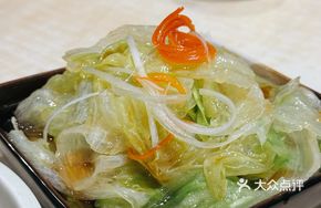 Quick Steamed Lettuce