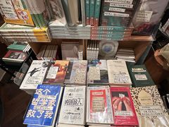 -橡皮书店(翠湖北路店)