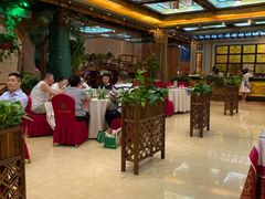 大堂-鹊华居·地道鲁菜·海鲜·融合味(大明湖店)