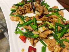 蒜苔炒肉-炊烟餐厅