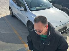 -TESLA 特斯拉(北京后沙峪特斯拉中心)