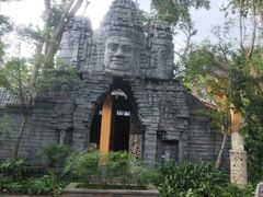 -海口观澜湖火山温泉谷