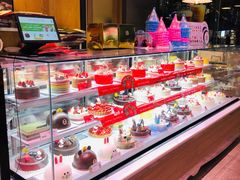 -巴黎贝甜(大宁国际商业广场店)