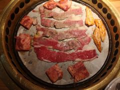 -韩京炭火烤肉自助料理(柯桥万达店)