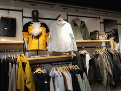 -斯普瑞斯奥特莱斯