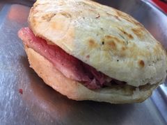 纯驴肉火烧-牛老五羊杂汤(广阳区总店)