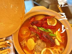 -聚汇三少·龙虾·中餐厅(莫邪路新天地店)
