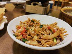 -富正毅三下锅·湘西韵味(天门山索道店)