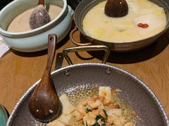 -吃饭皇帝大土家民族菜(正大广场店)