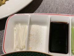 -秀儿四九城·新京菜(亚运村鸟巢店)