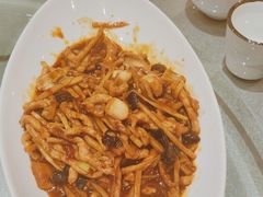 -辛香味烧鱼馆·非遗技艺·排骨红烧肉(光谷医药园店)