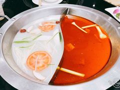 -吴记老锅底麻辣火锅(福州路店)