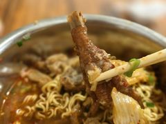 -胖子水煮(铁路三村无任何分店)