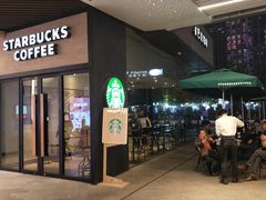 门面-星巴克臻选(上海长风大悦城店)