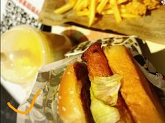 焦糖芝士厚蛋糕风味奶茶-肯德基(杭州复兴店)