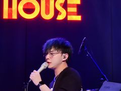 -TZ House音乐现场(来福士中心店)
