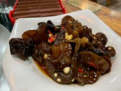 -三里屯土灶炖公鸡地锅鸡(江东店)