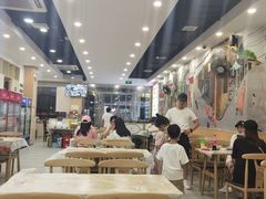 -江城燕子大排档(江汉路步行街店)