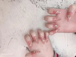 -艾珂·美甲美睫