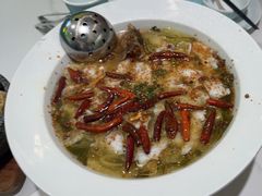 -姚姚酸菜鱼·金戈戈香港豉油鸡(喜荟城联名店)