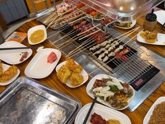 -哈尔滨小酒馆·鲜肉现穿自助烧烤(康新花园店)